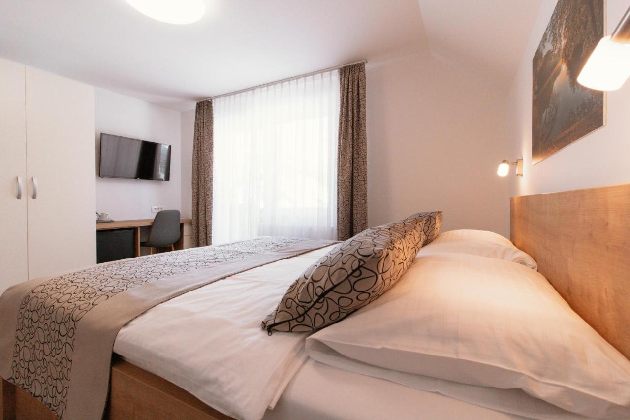 Apartments & Rooms Malej ボーヒニ エクステリア 写真